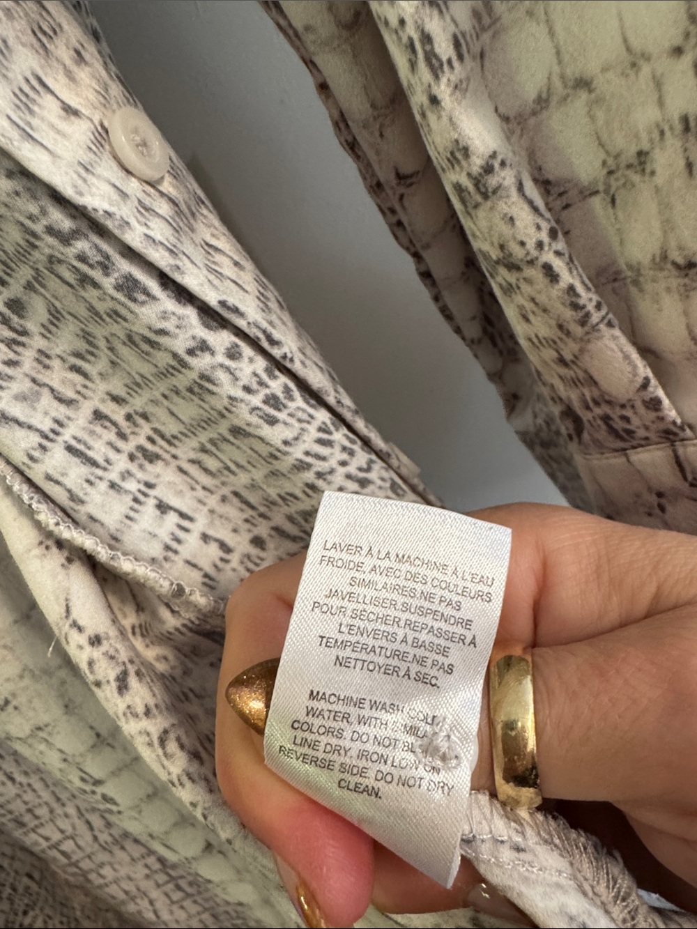 Dynamite Neutral Snake-Print Button-Front Blouse - Picture 5 of 8